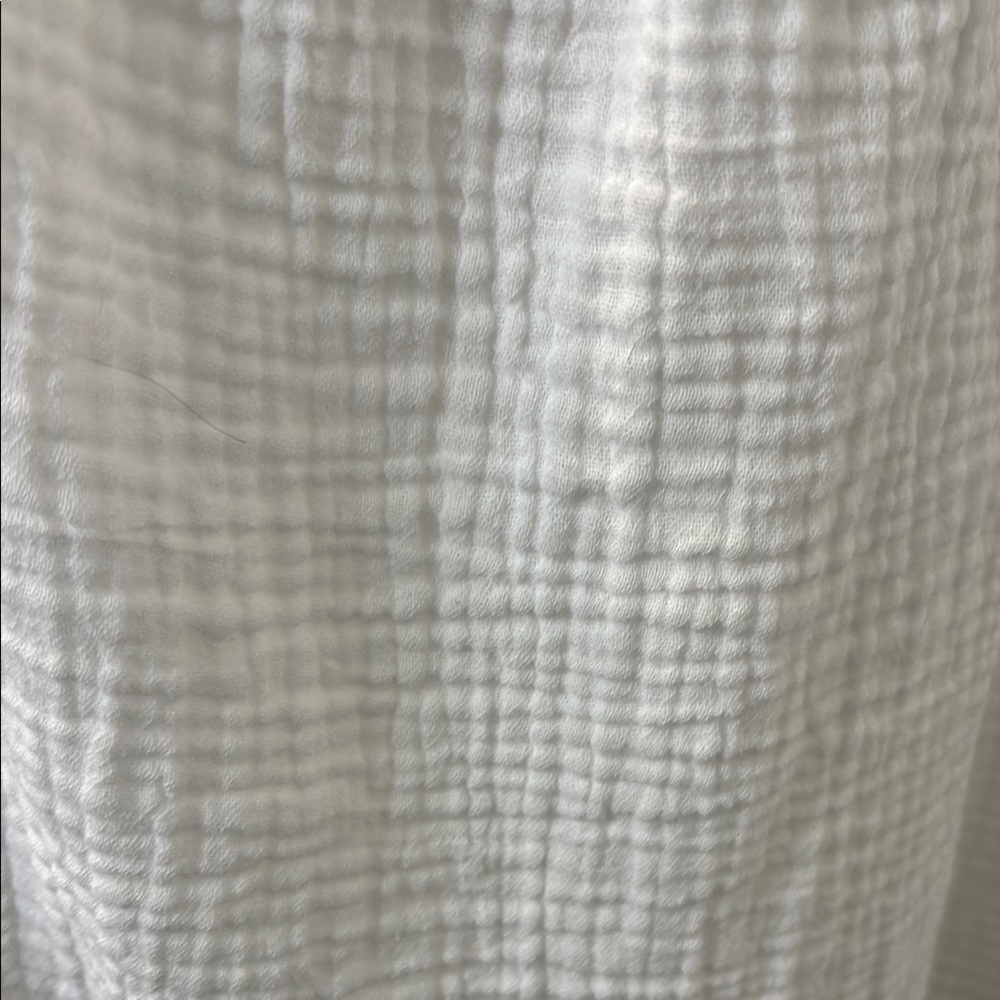 Beachlunchlounge White Smocked Blouse Relaxed Fit Size Medium - Picture 3 of 9